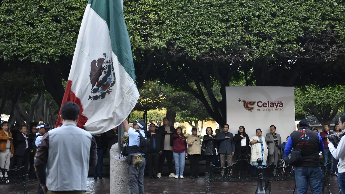 honores a la banderas (2)